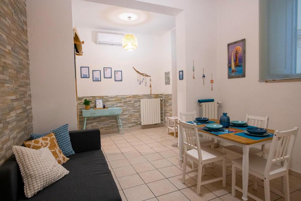 Brezza Marina Apartment, Zona Porto, Livorno 3