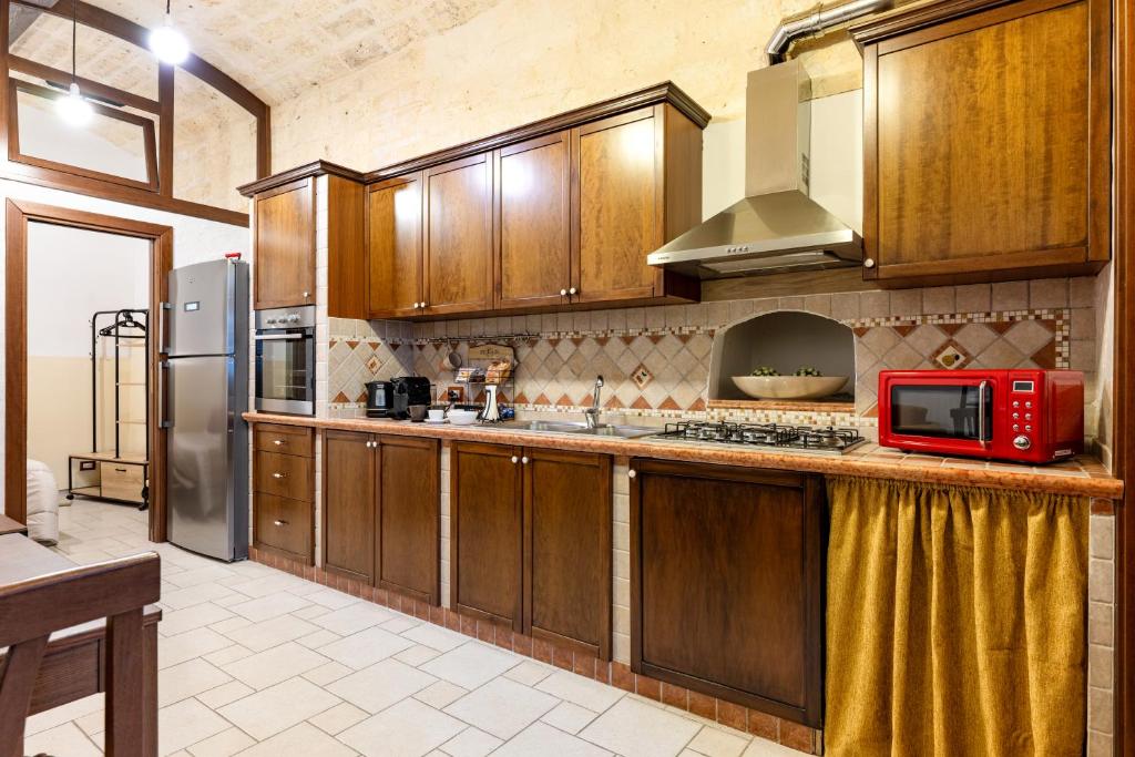 Historic Bari for three - DF Room Borgo Antico 4