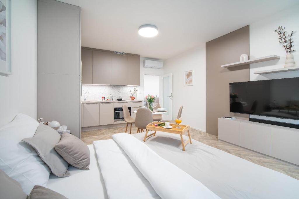 apartino - FREE parking, 10 minutes walk to city centre, nespresso, netflix 2