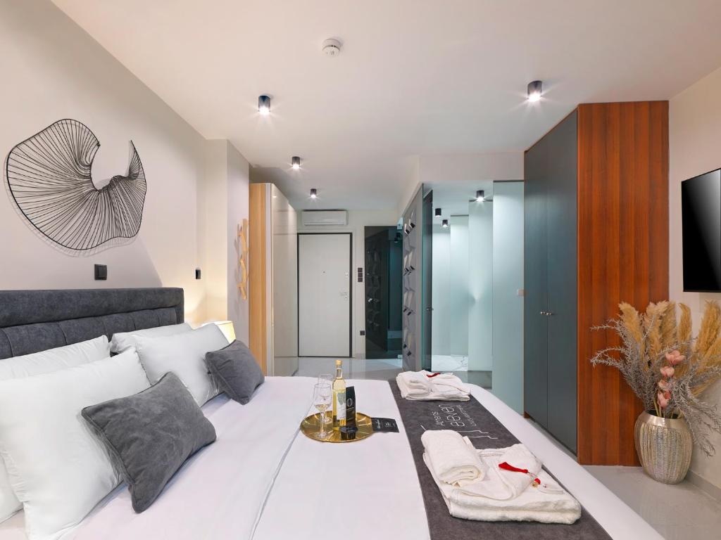 Athens Eleven Luxury Apartments 8