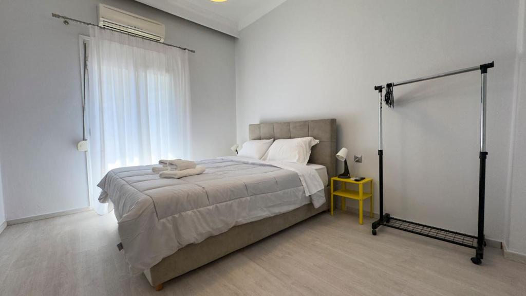 Aristotelous Almond House 7