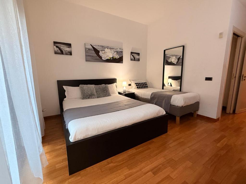 Apartment De Rossi 4