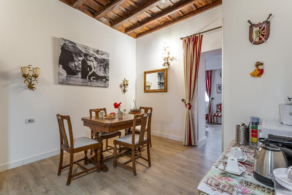 iFlat Antonella House Trevi Terrace Hideaway 4