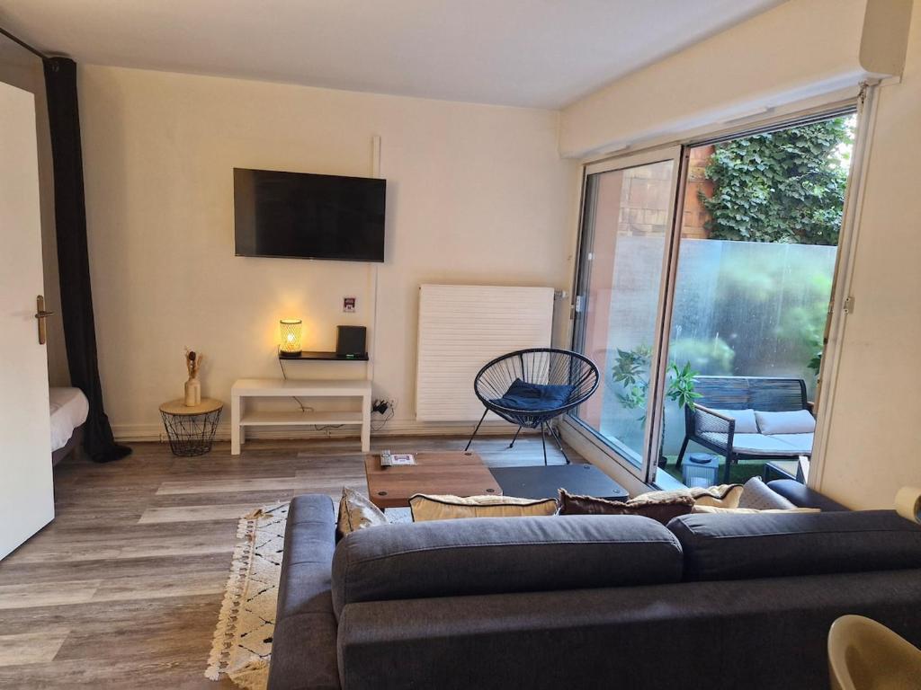 Bel Appartement Parisien 5