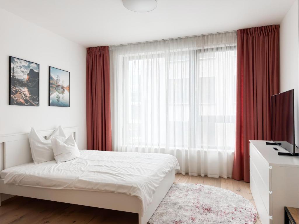 REAL Living by REFA Karlin 408 6