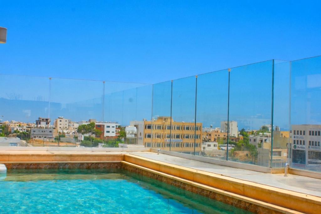 Huge PENTHOUSE with POOL 4