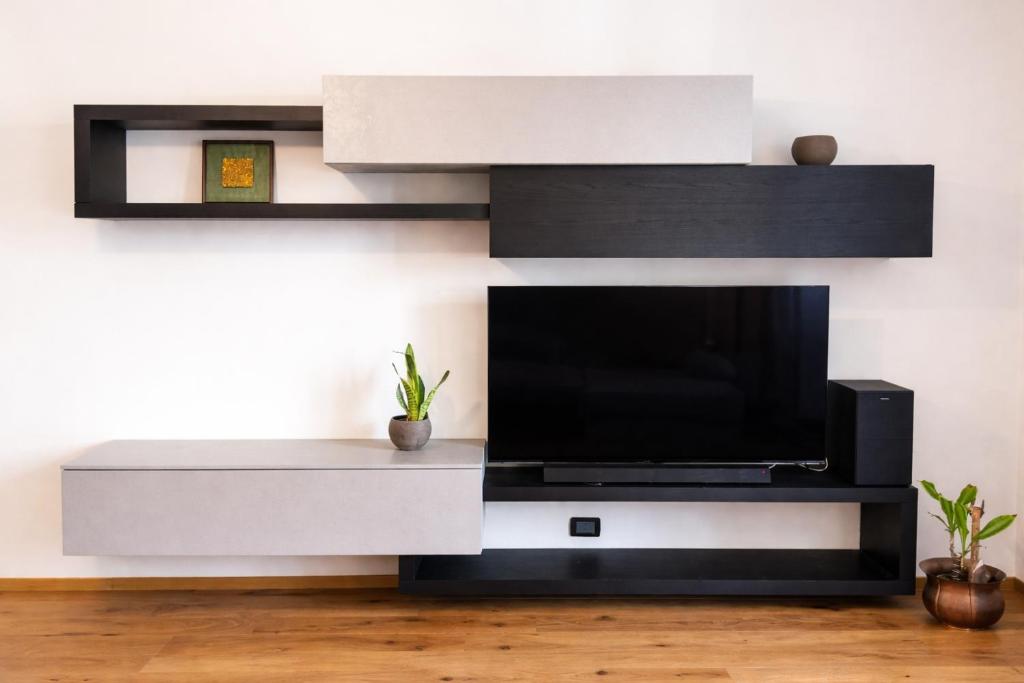 Xenia - 4 rooms apt in Via Cantore 50 6