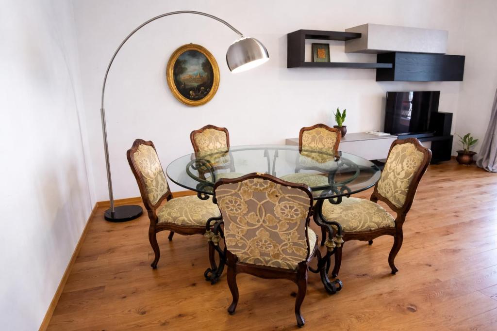 Xenia - 4 rooms apt in Via Cantore 50 7
