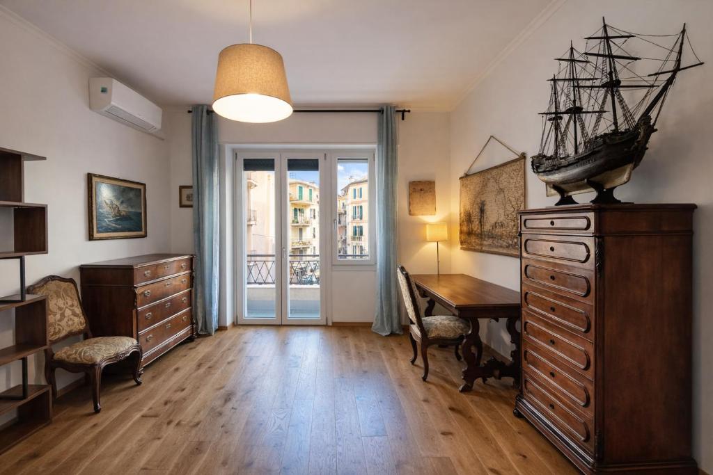 Xenia - 4 rooms apt in Via Cantore 50 8