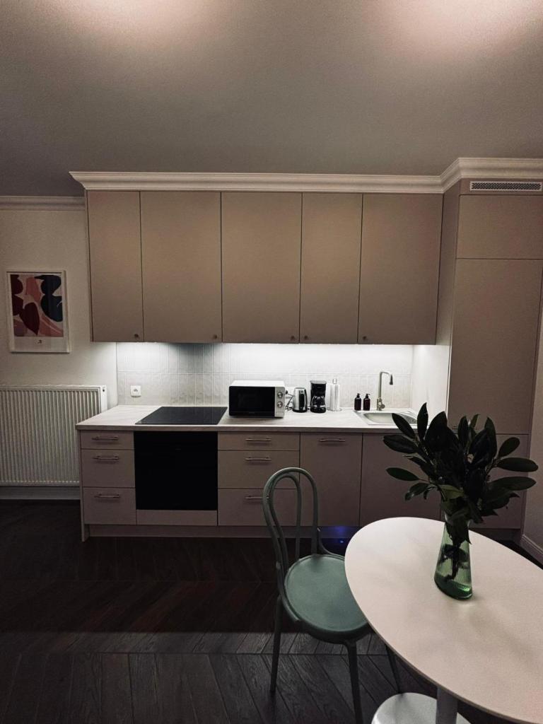 Cozy and quiet apartment in the city centre 4