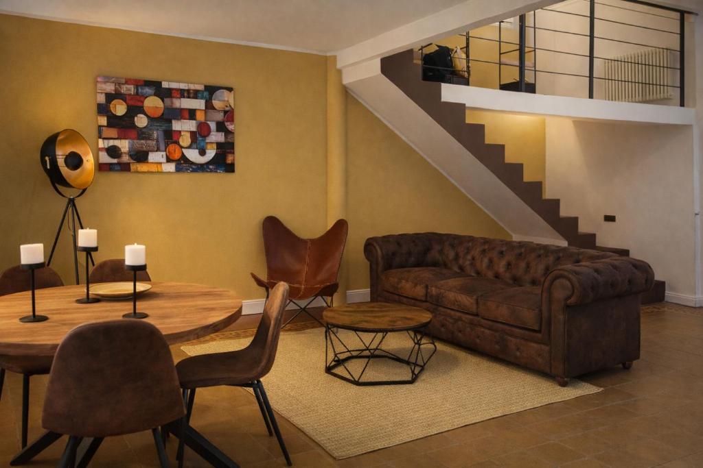 Cucunci Suite 1