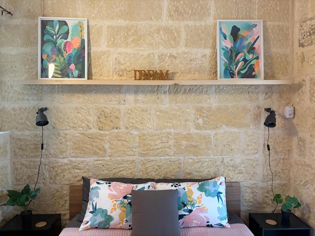 Historic Senglea Maisonette with Private Entrance 6