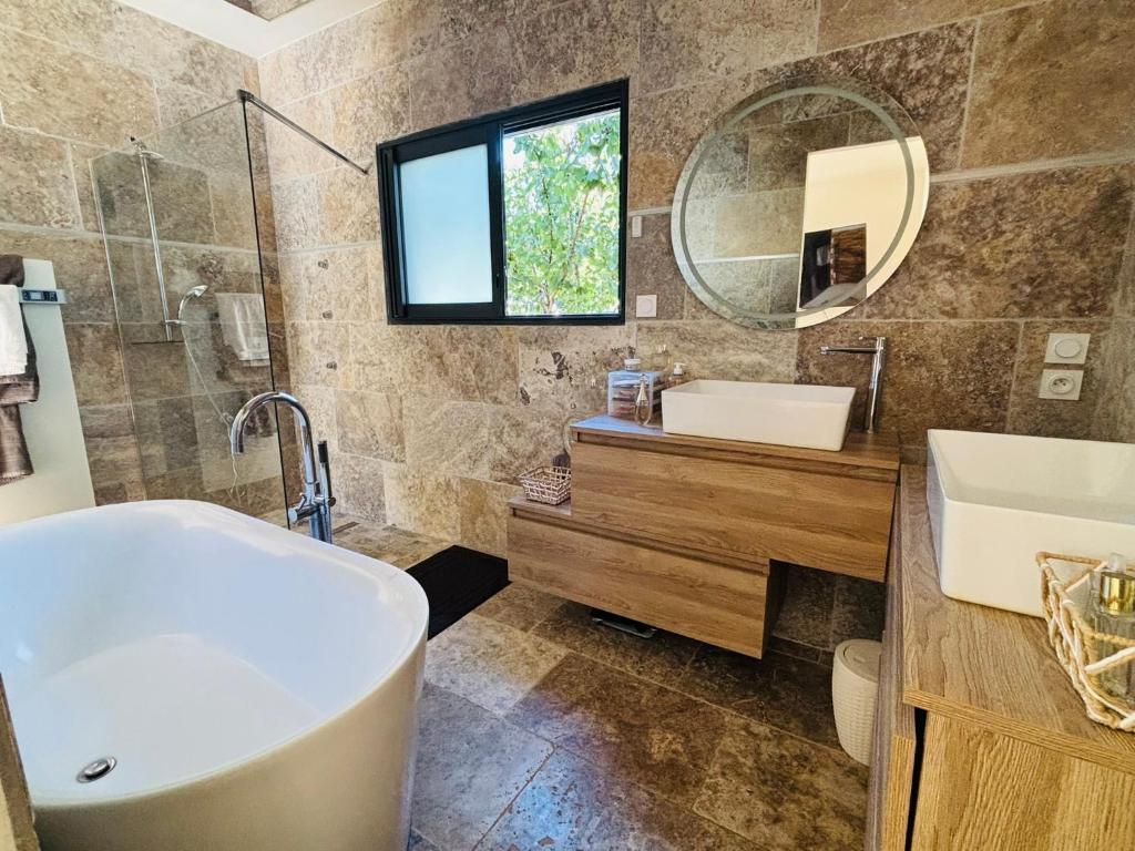 Les Loges Florales - Logements à proximité de la rivière Réals 3