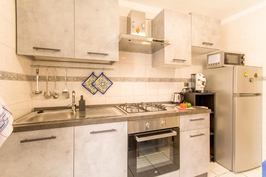 Sicula home in the city center - Happy Rentals 4