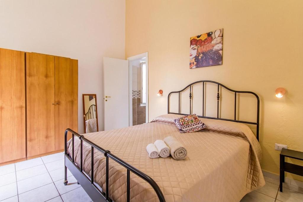 Sicula home in the city center - Happy Rentals 5
