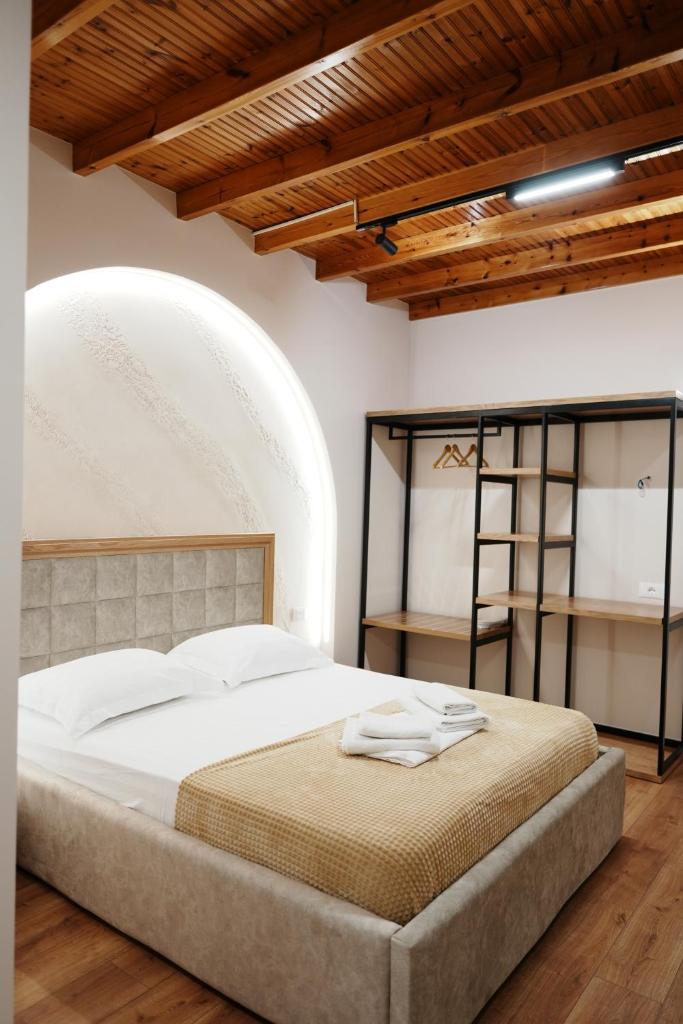 Arial Penthouse Suites 7