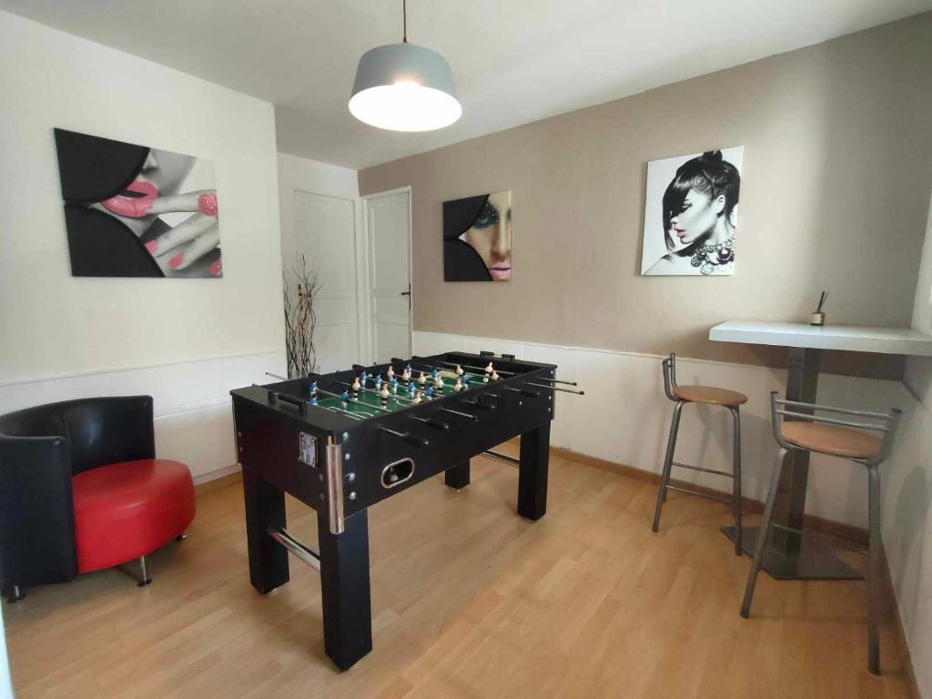 Maison familiale Cherbourg-ping pong-baby foot 5