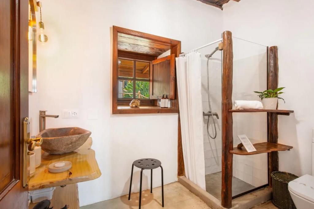 La Paredita Casa Taoro 3