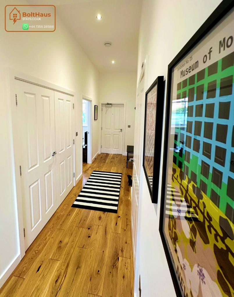 Eclipse Apartment - Modern 2 Bed 6 guest Apartment - Jewellery Quarter Birmingham City Centre 5