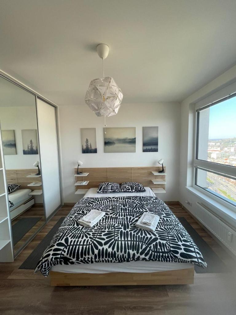 Apartment with panoramic view by the hockey arena 8