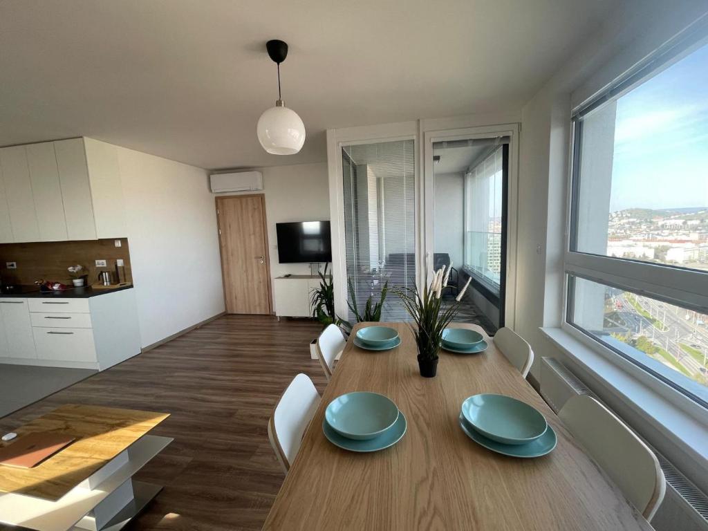 Apartment with panoramic view by the hockey arena 6