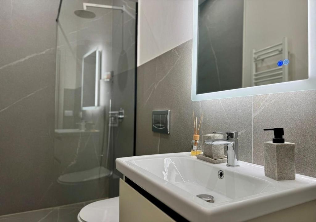 Mirea Prestige - Comfy Apartment Heart of Tirana 7