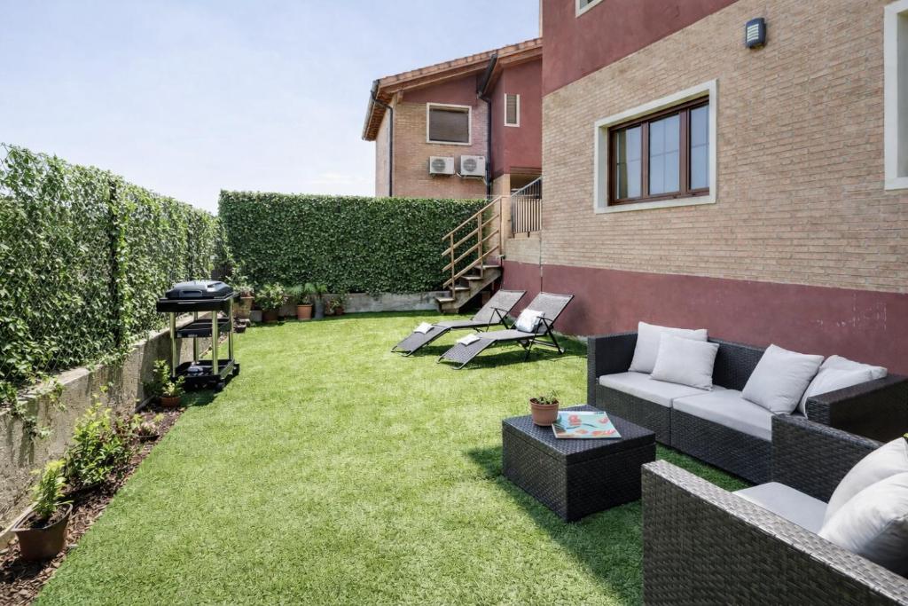 Casa con gran jardín y barbacoa "Los Olivos" Cerca de Logroño familias y grupos 4