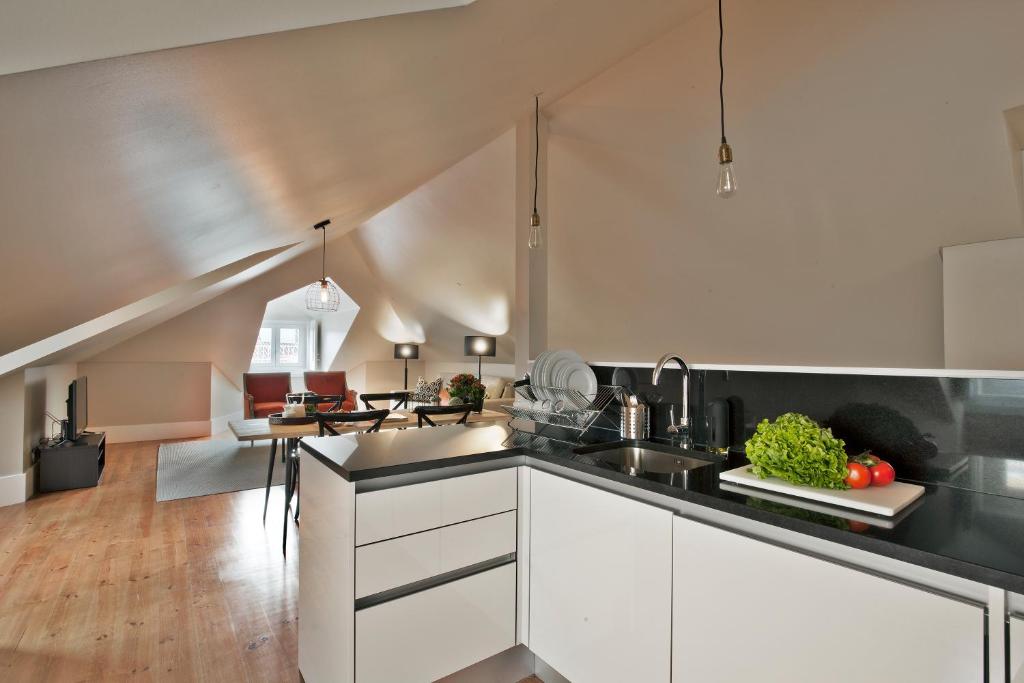 Lisbon Five Stars Apartments Bica 3