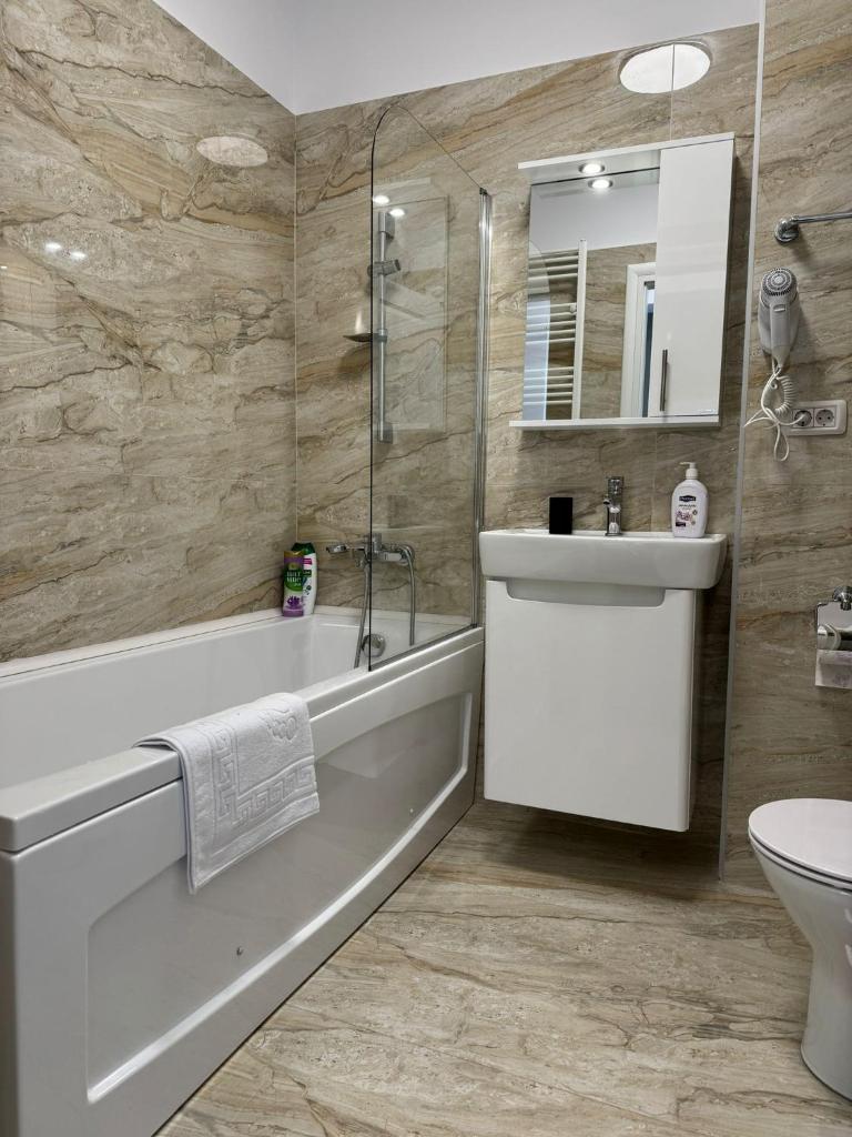 Premium Bucharest Glam Apartments & Studios - Parking Option 2
