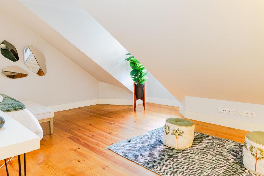 Apartment with a view of Lisbon - Castle views and central location 8