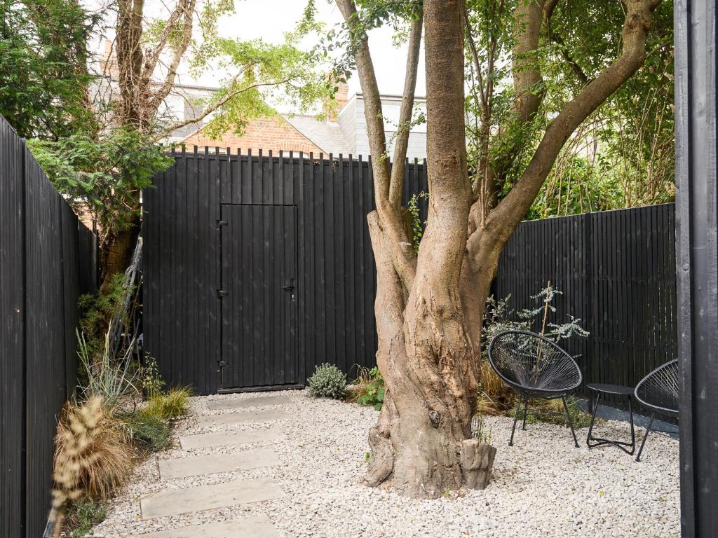 Elegant 3BR Garden Flat - Steps from Central Oxford 7