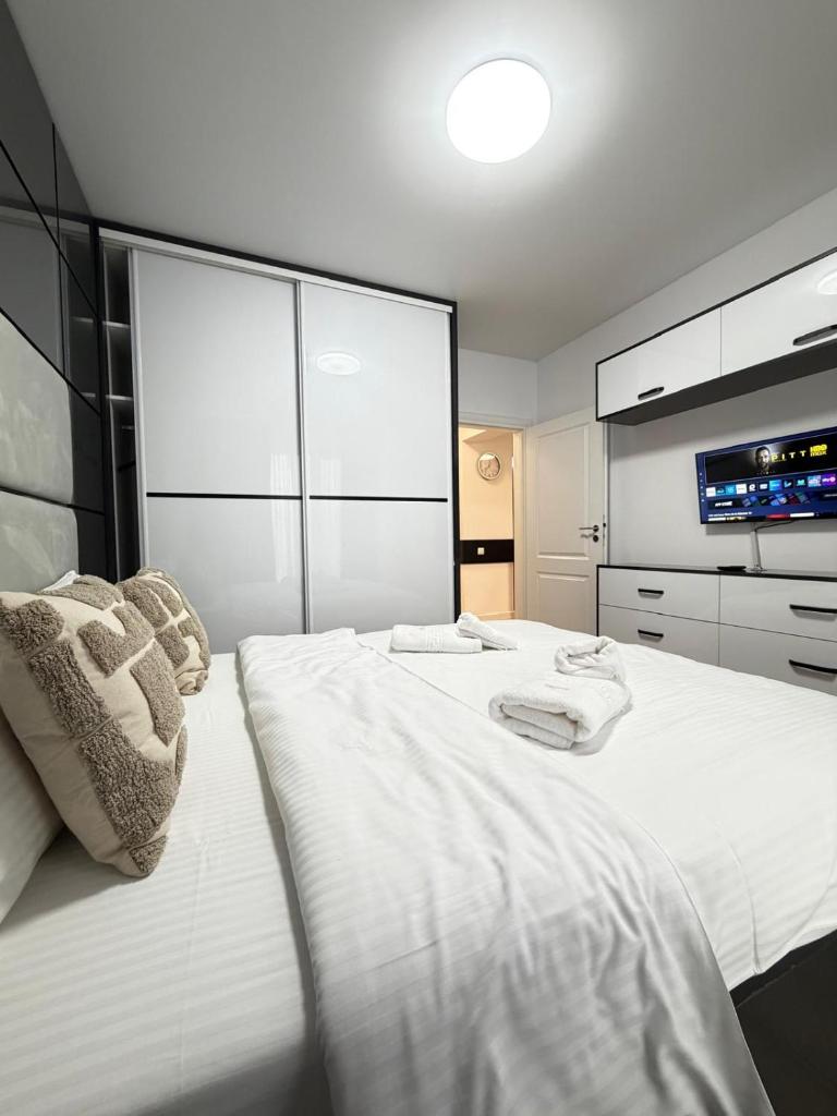 Dolce Vita Bucharest Accommodation by Glam Story - Parking Option 7