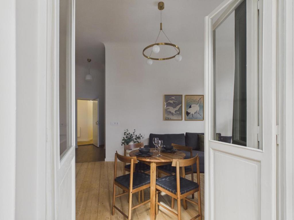 M9 City Centre apartments - 7 min to Old Town 7