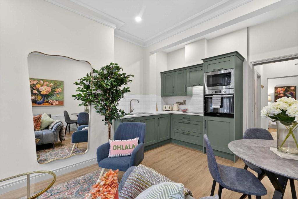 Central Belfast Apartments - The Graduate Collection 2