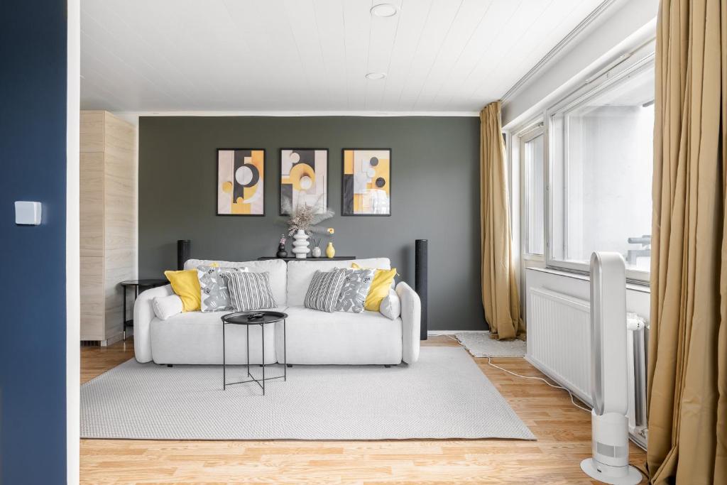 Blue Point City Centre Turku 4 Guests 7
