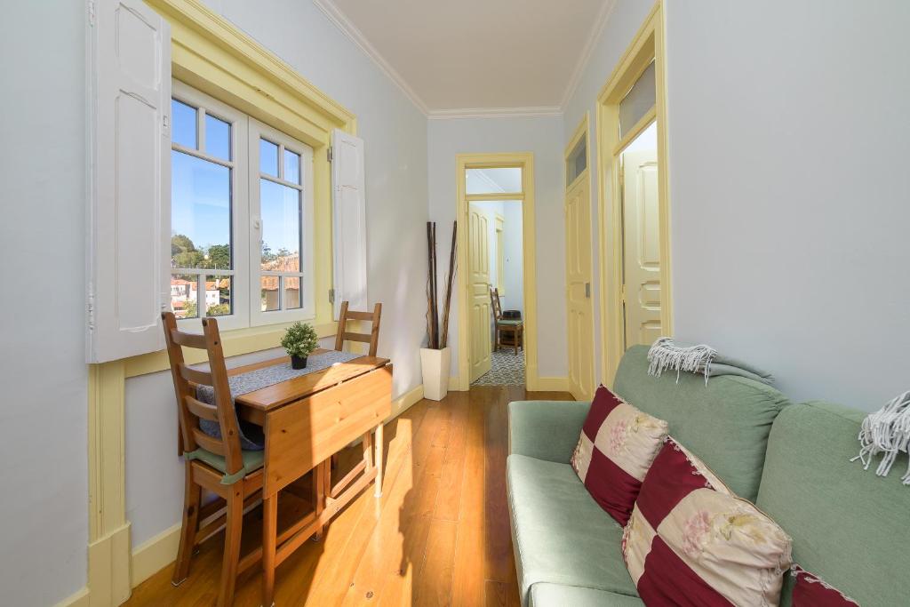 Casa Mariana 1 - Sintra, National Palace & Castle Views, Terrace Apartment 8