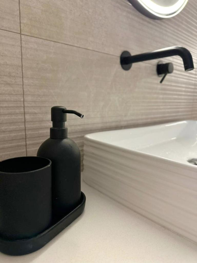 Neapoli Light Residence 7