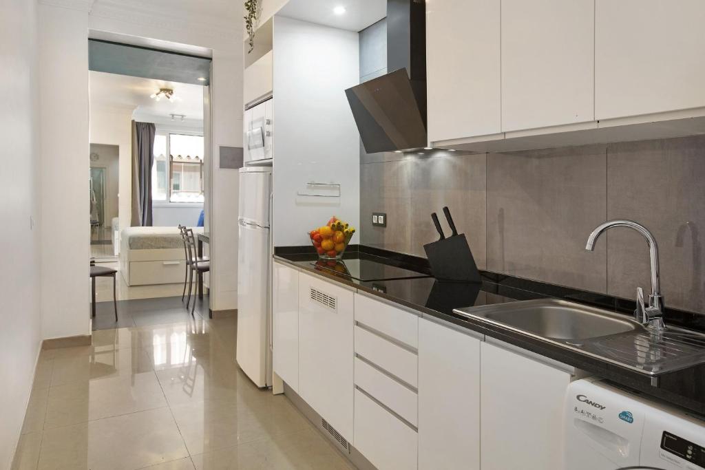 Seaview Studio apartment canteras 4