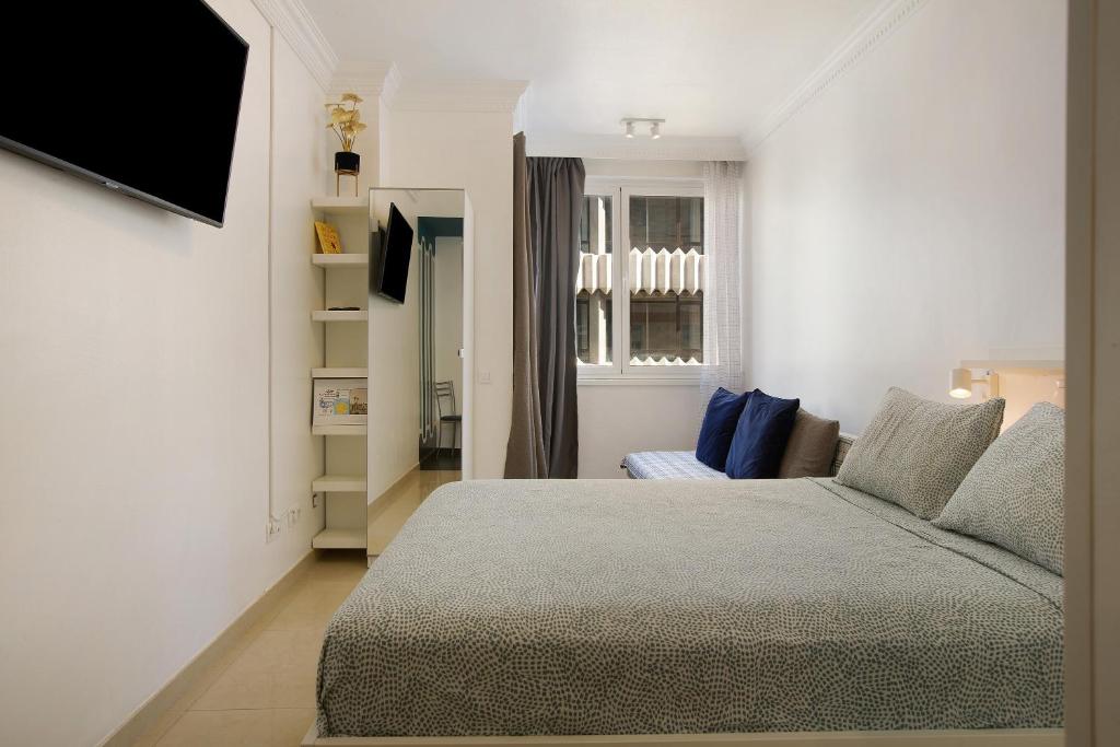 Seaview Studio apartment canteras 5
