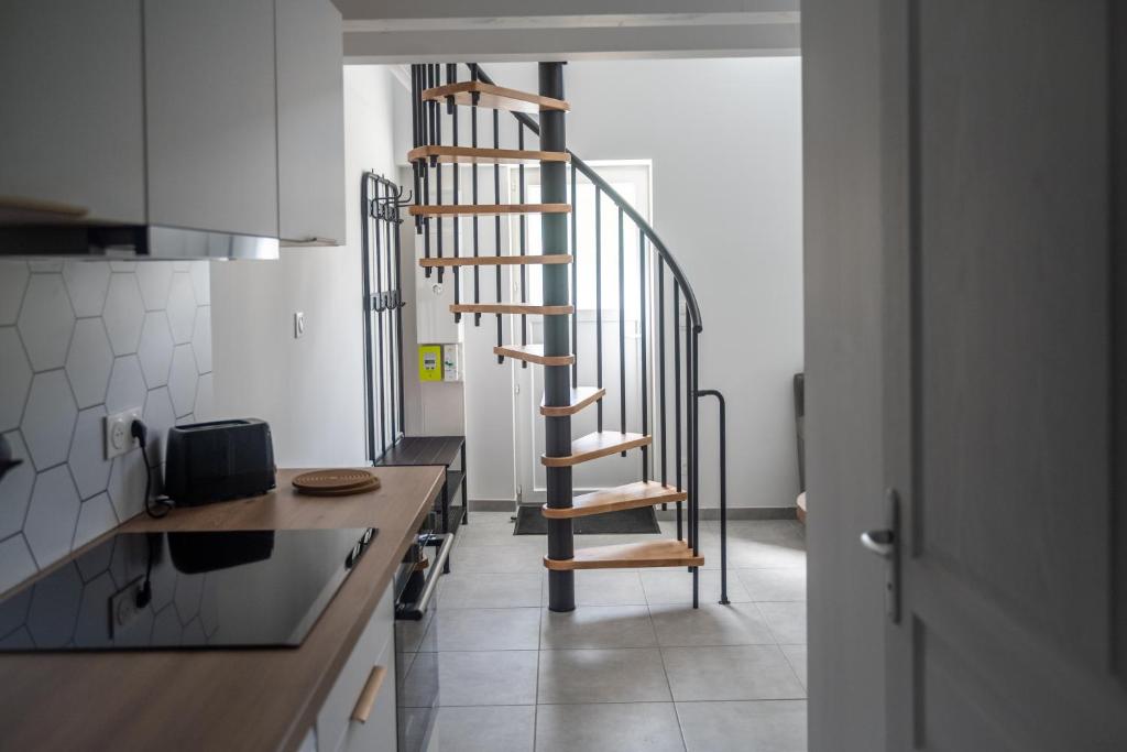 Le duo des petites maisons de mazé 8