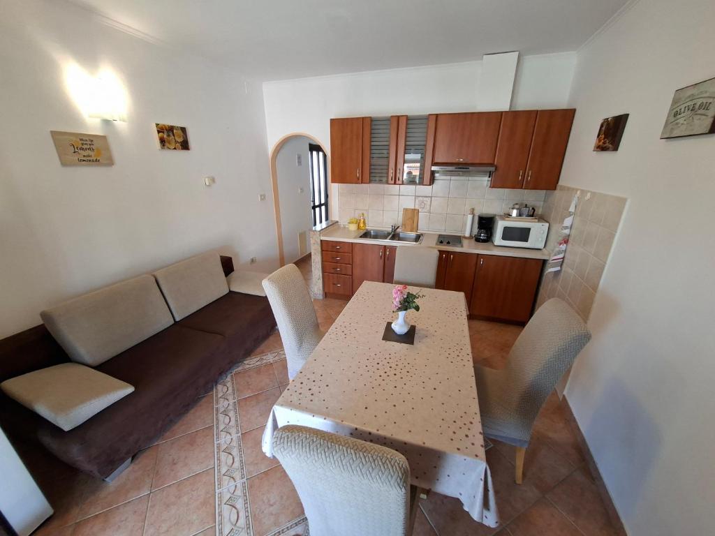 Apartments Marlina 7