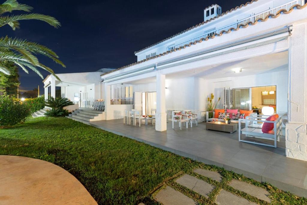 Fidalsa Luxurious Villa Salinas and Sea 7