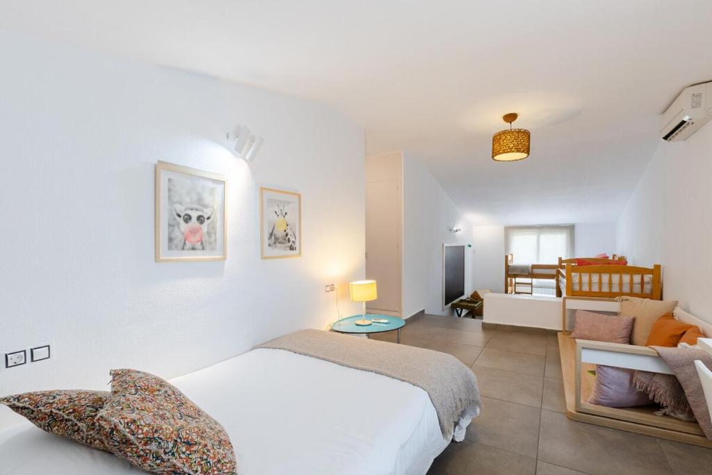Fidalsa Luxurious Villa Salinas and Sea 2