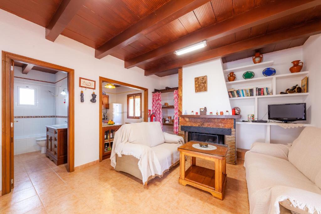Ses Salines cottage with private pool and barbecue 6