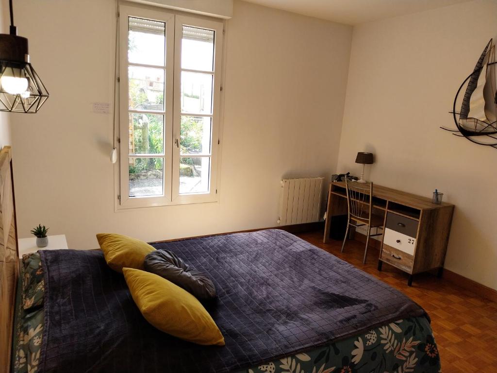 Maison chaleureuse avec terrasse et vue baie 2