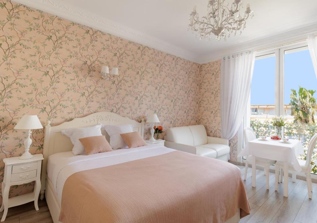 Cannes Imperial Croisette Palais Miramar 3