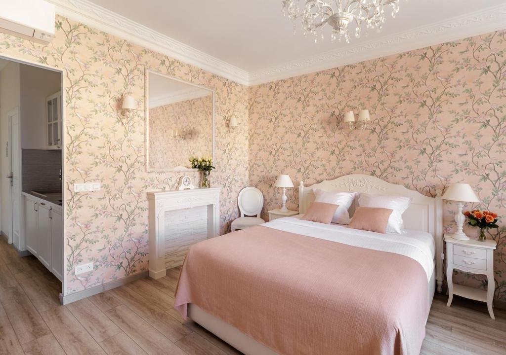 Cannes Imperial Croisette Palais Miramar 7