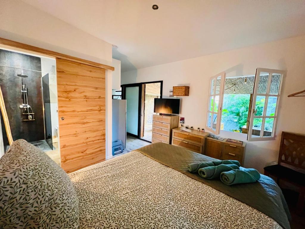 Nouveau bungalow privatif classé 3 étoiles ATOUT FRANCE plus espace plein air tropical 2