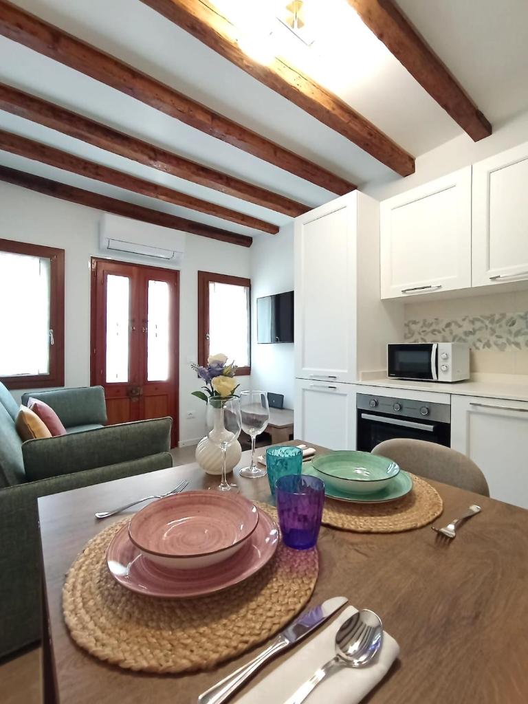 Cozy Townhouse Burano Ideal for Families 4