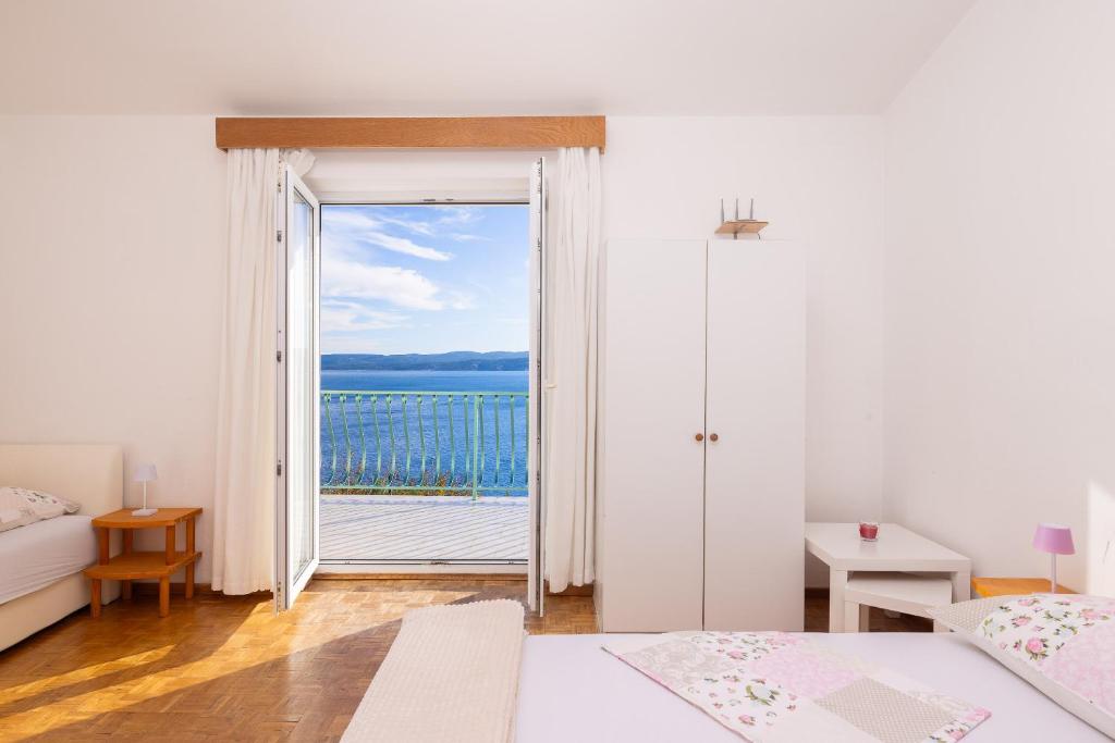 Green Oasis Holiday Home 1
